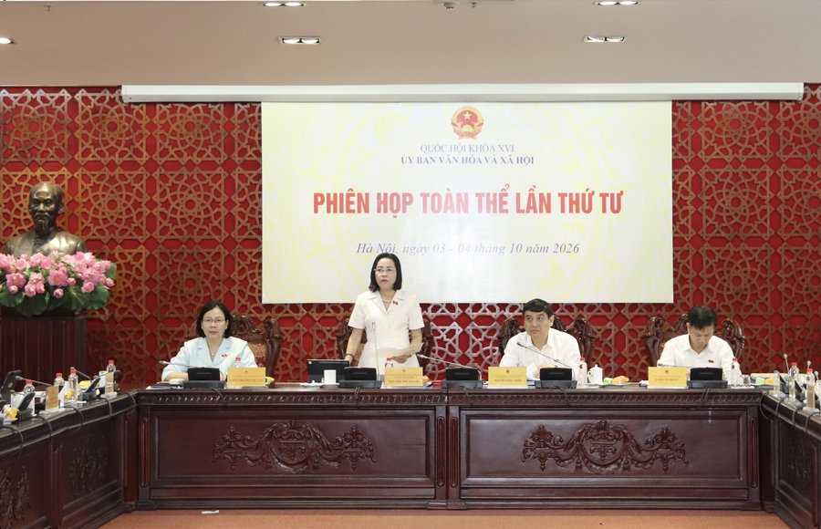 Phó Chủ tịch Quốc hội Nguyễn Thị Thanh dự phiên họp toàn thể lần thứ Tư của Ủy ban Văn hóa và Xã hội của Quốc hội