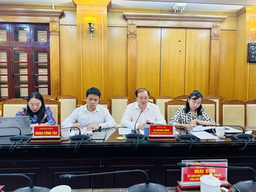 Đoàn công tác Bộ VHTTDL tại buổi làm việc
