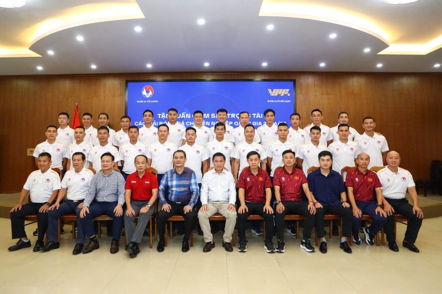 Khoá tập huấn giúp lực lượng giám sát, trọng tài và trợ lý trọng tài có sự chuẩn bị tốt nhất cho mùa giải 2026/27