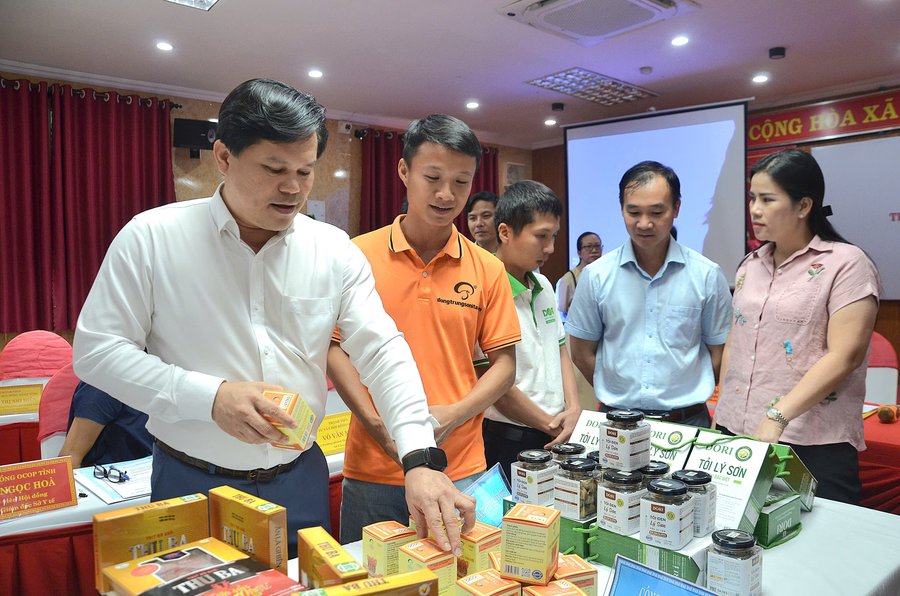 Các sản phẩm công nghiệp nông thôn tiêu biểu góp phần nâng cao thương hiệu hàng hóa địa phương