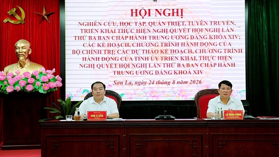Hội nghị do ông Lò Minh Hùng, Phó Bí thư Thường trực Tỉnh ủy, Chủ tịch HĐND tỉnh và ông Chá A Của, Phó Bí thư Tỉnh ủy, Chủ tịch Ủy ban MTTQ Việt Nam tỉnh chủ trì