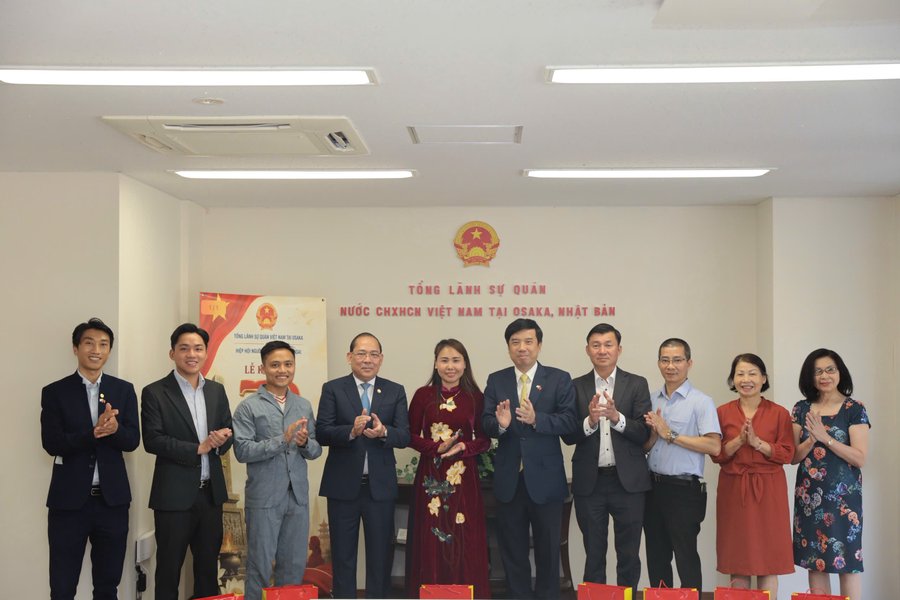 Lan tỏa tinh thần đại đoàn kết dân tộc, tri ân các Anh hùng liệt sĩ và hướng về đồng bào vùng lũ