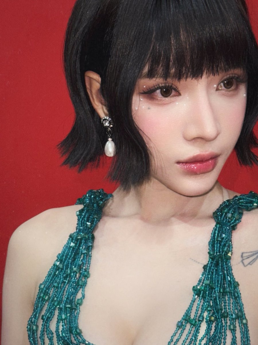 Nữ chính phim “Thỏ ơi” nhan sắc đỉnh nóc ngỡ bước ra từ AI, nhìn lại ảnh quá khứ mới thấy “một trời một vực“!