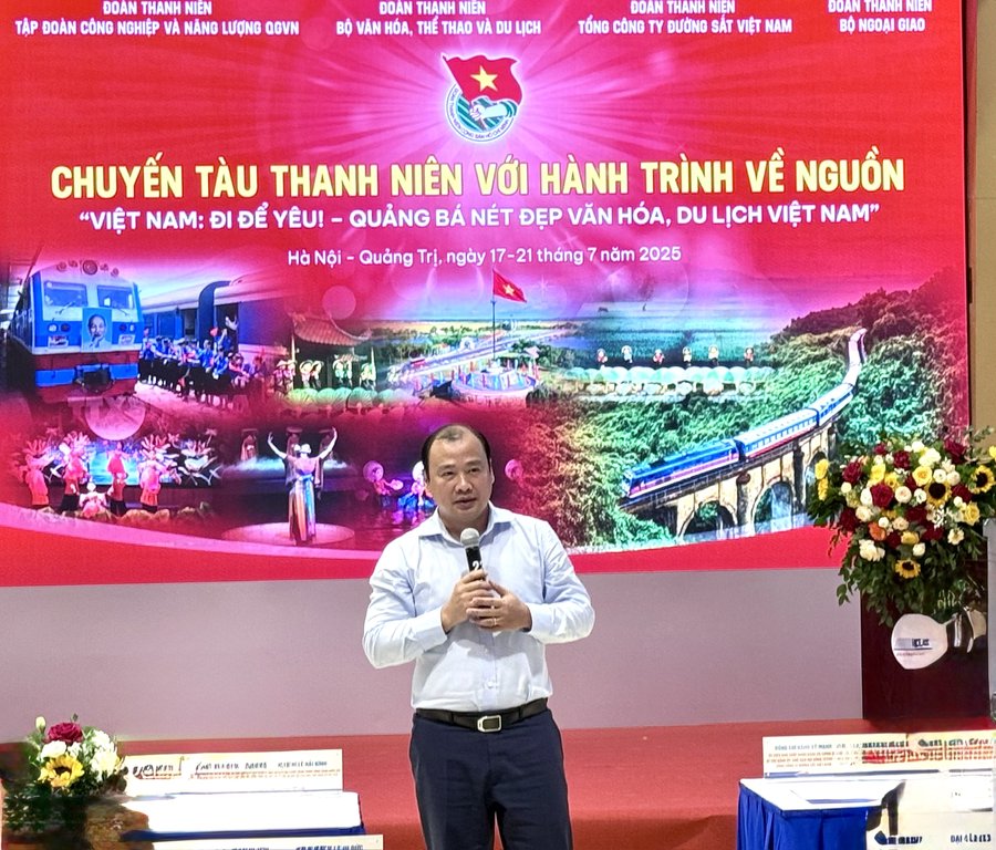 Thứ trưởng Thường trực Bộ VHTTDL Lê Hải Bình phát biểu tại buổi lễ