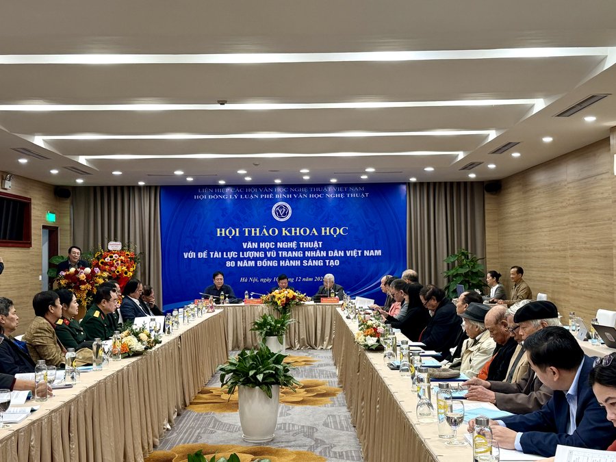 Toàn cảnh hội thảo