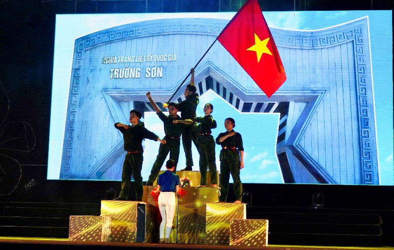 Nhiều tiết mục ca, múa, nhạc tham gia hội thi tuyên truyền lưu diễn