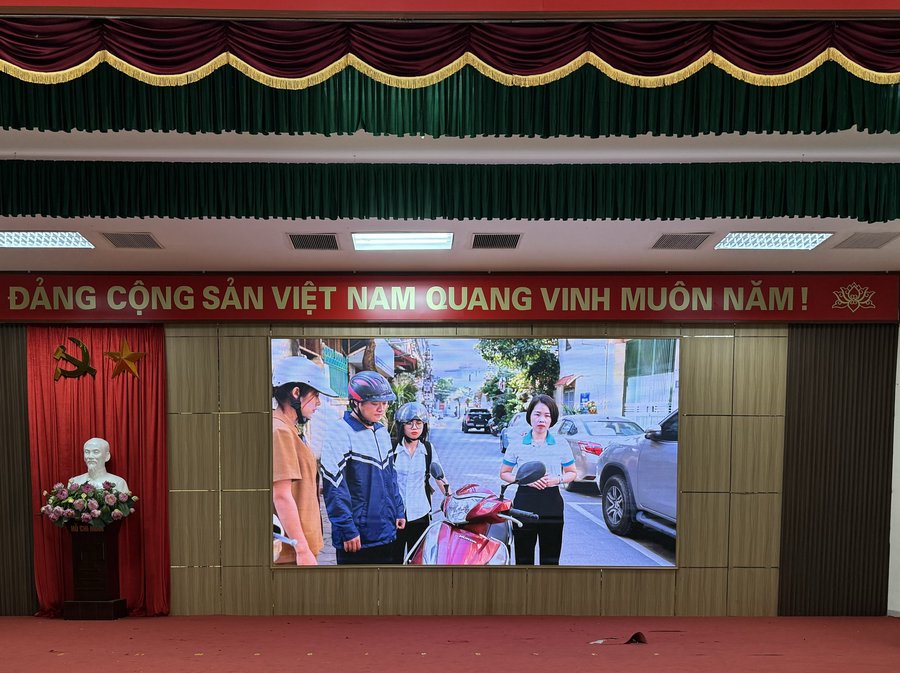Video truyền thông về việc đội mũ bảo hiểm