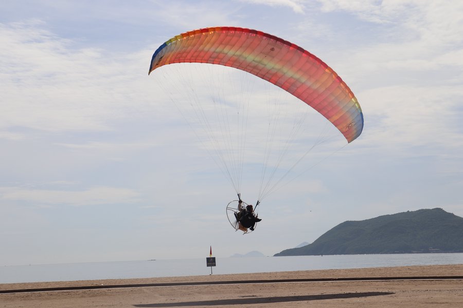 Khai mạc Lễ hội Dù lượn Nha Trang lần 2 năm 2023 - Anh 2
