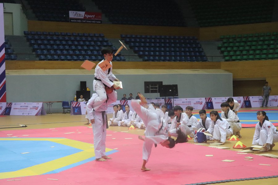 Đà Nẵng: “Giữ lửa” cho các phong trào thể thao rèn luyện sức khỏe - Anh 3