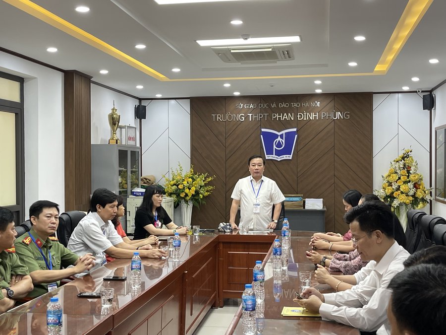 Đề thi gốc đã được chuyển đến các Hội đồng thi - Anh 1