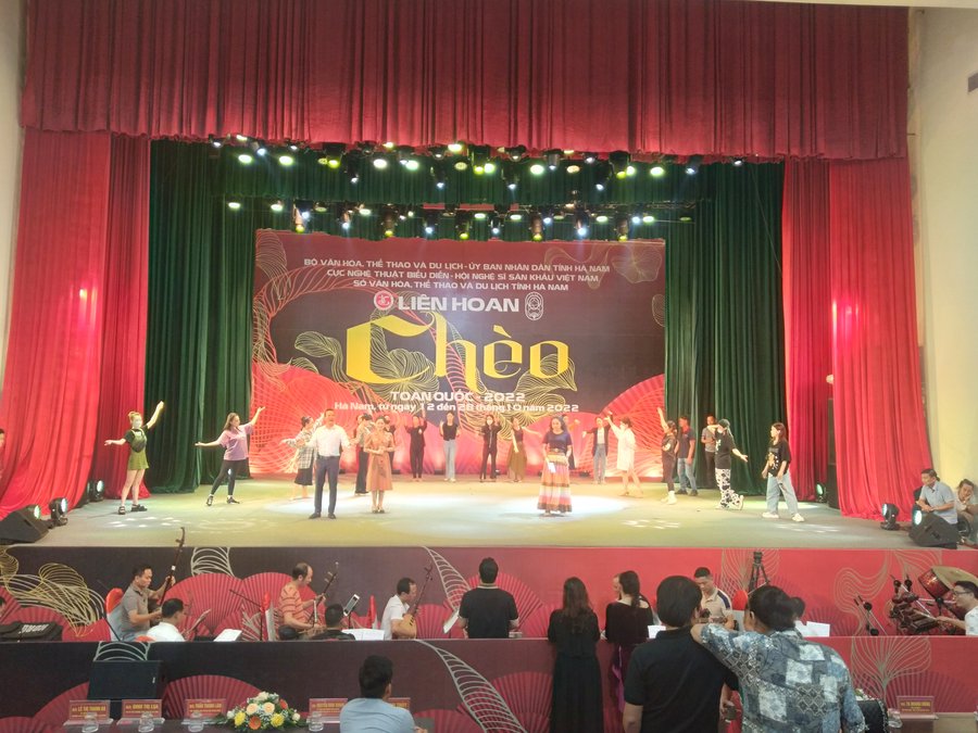 Trước giờ khai mạc Liên hoan Chèo toàn quốc 2022 - Anh 1