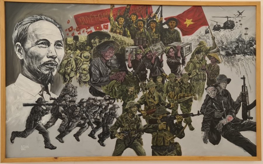 Khai mạc triển lãm “Bác Hồ- Kết tinh hồn dân tộc” - Anh 3