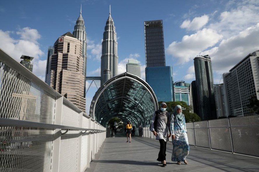Malaysia có số ca nhiễm Covid - 19 cao thứ hai Đông Nam Á - Anh 1