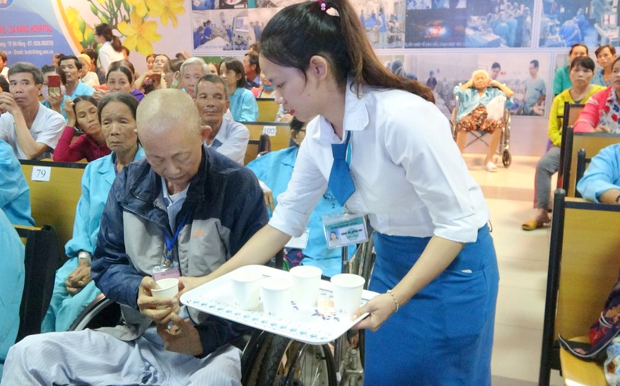 Hát cho bệnh nhân tôi nghe - Anh 5
