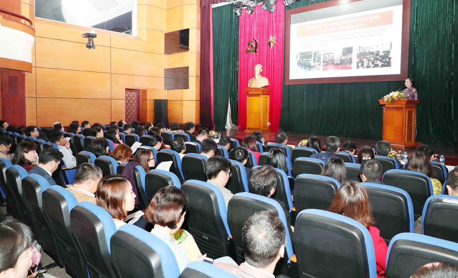 Bứt phá lớn, hoạt động thư viện vẫn còn khó khăn
