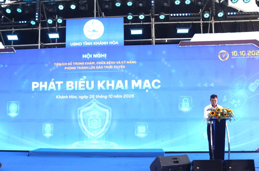 Phó Giám đốc Sở Khoa học và Công nghệ tỉnh Khánh Hòa Đào Xuân Kỳ phát biểu khai mạc Hội thảo