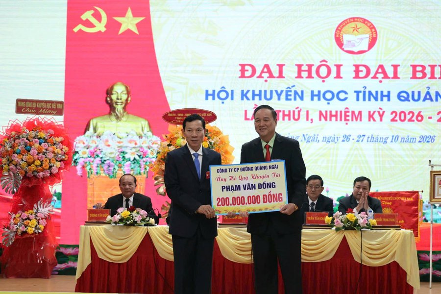 Các đơn vị ủng hộ quỹ khuyến tài Phạm Văn Đồng tại đại hội