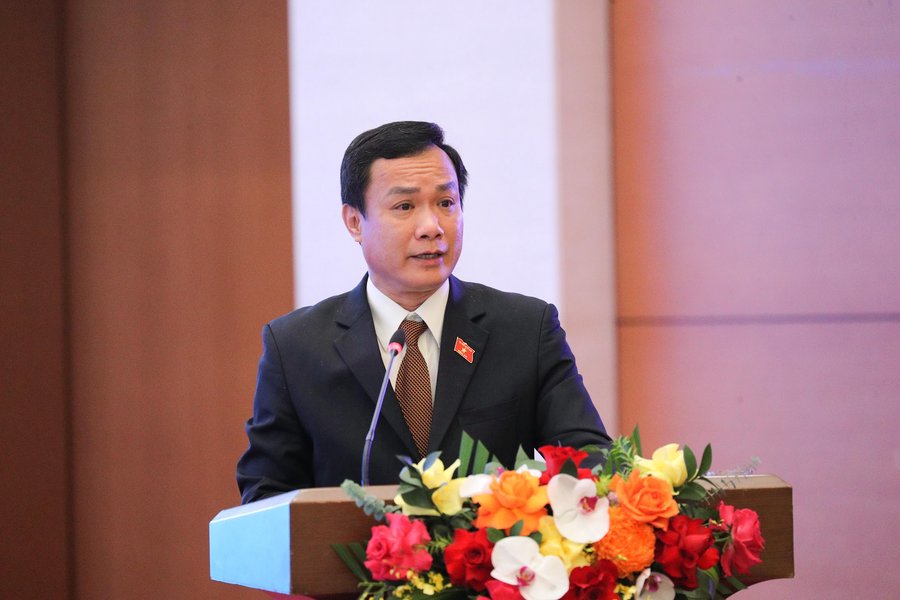 PGS.TS Triệu Thế Hùng, Phó Chủ nhiệm Ủy ban Văn hóa và Xã hội của Quốc hội phát biểu tại Hội thảo