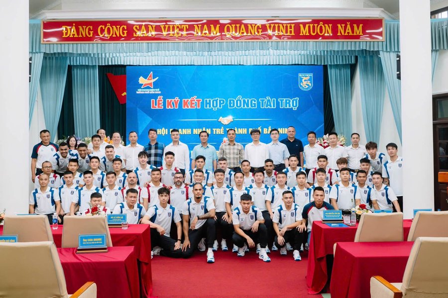 CLB Bóng đá Bắc Ninh nhận tài trợ 150 tỉ đồng từ Hội Doanh nhân trẻ thành phố
