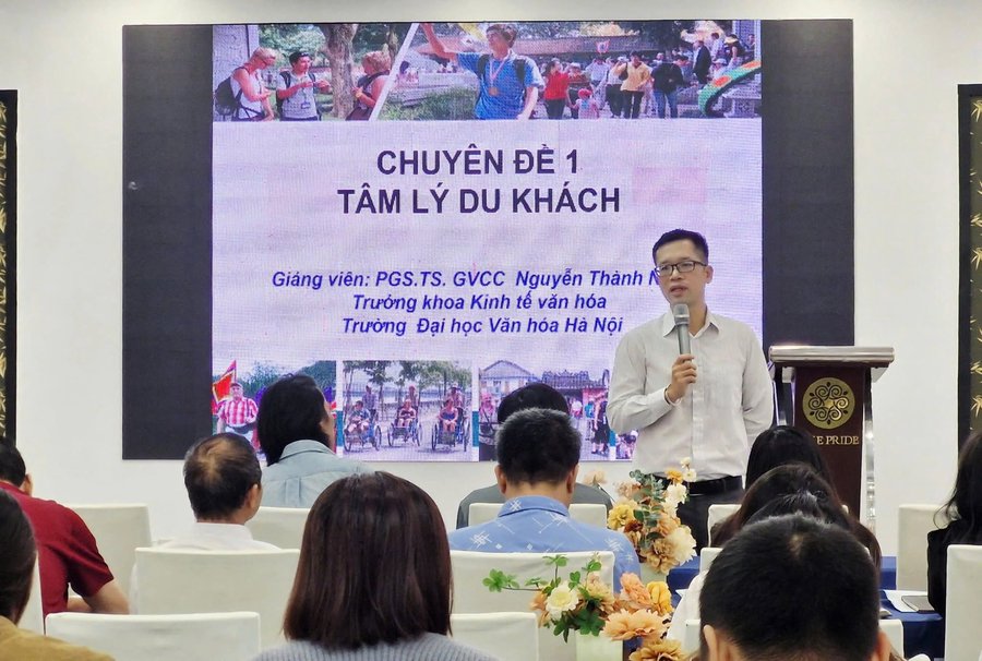 Lớp bồi dưỡng góp phần nâng cao kiến thức, kỹ năng và nghiệp vụ cho đội ngũ hướng dẫn viên du lịch