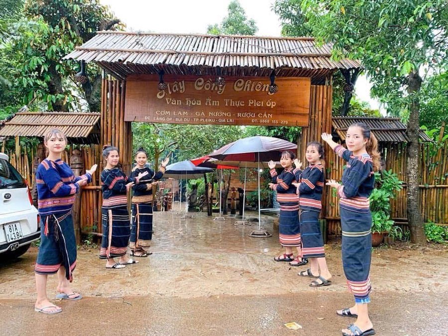 Các cơ sở lưu trú sẵn sàng đón khách với những trải nghiệm ẩm thực và văn hóa bản địa
