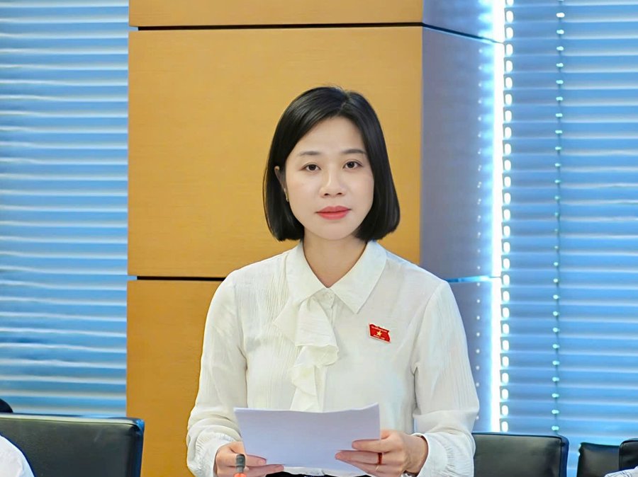 Đại biểu Phạm Thị Phương, Đoàn ĐBQH tỉnh Lào Cai. Ảnh: Media Quốc hội